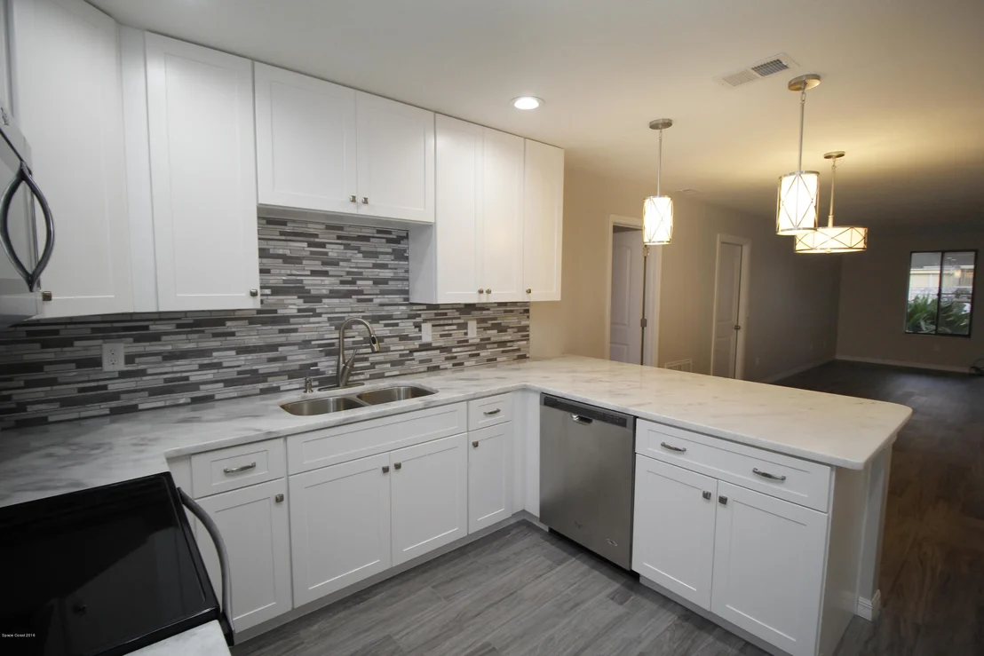 Photo of 792 Ocean Drive