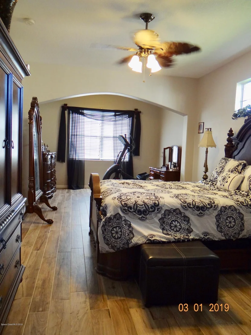 Photo of 349 Abernathy Circle SE