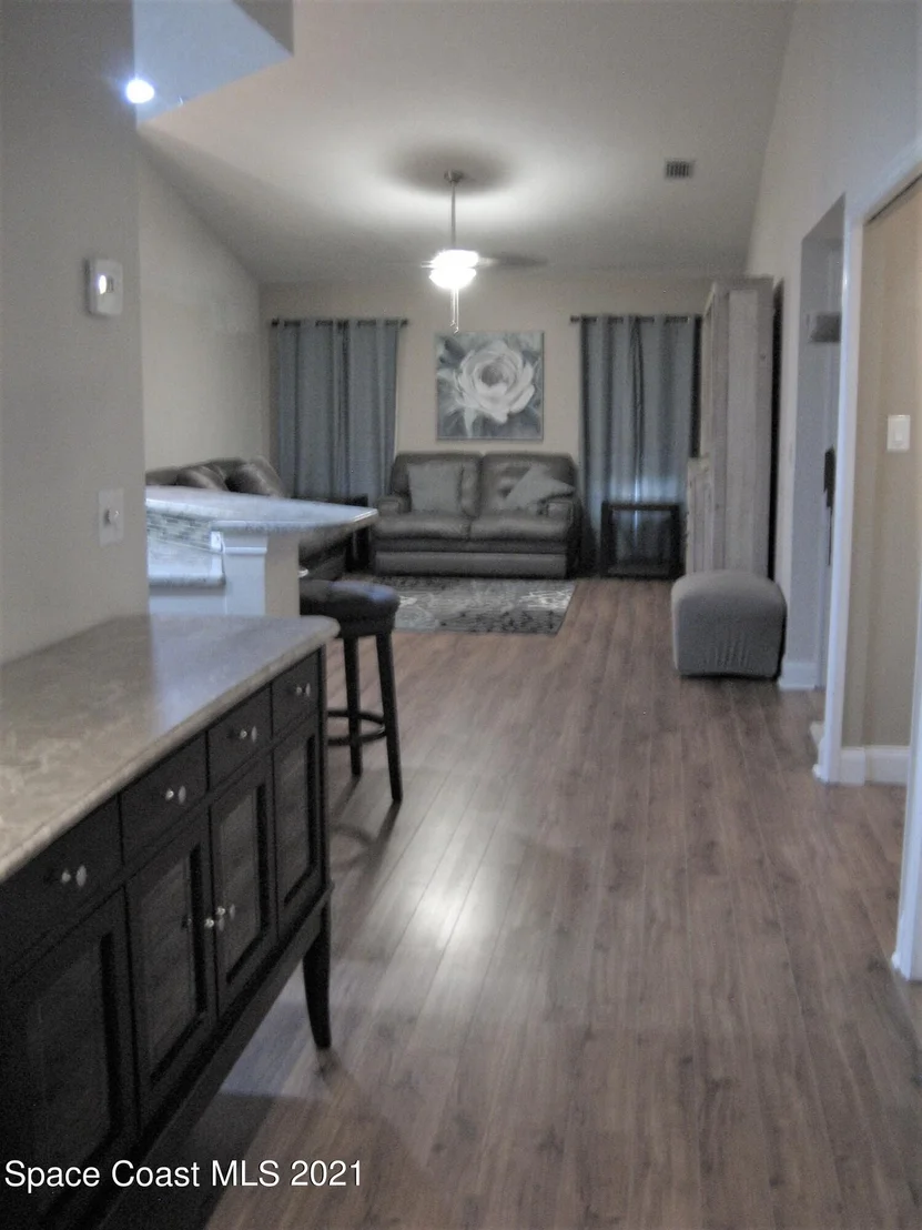 Photo of 863 Ridge Lake Drive