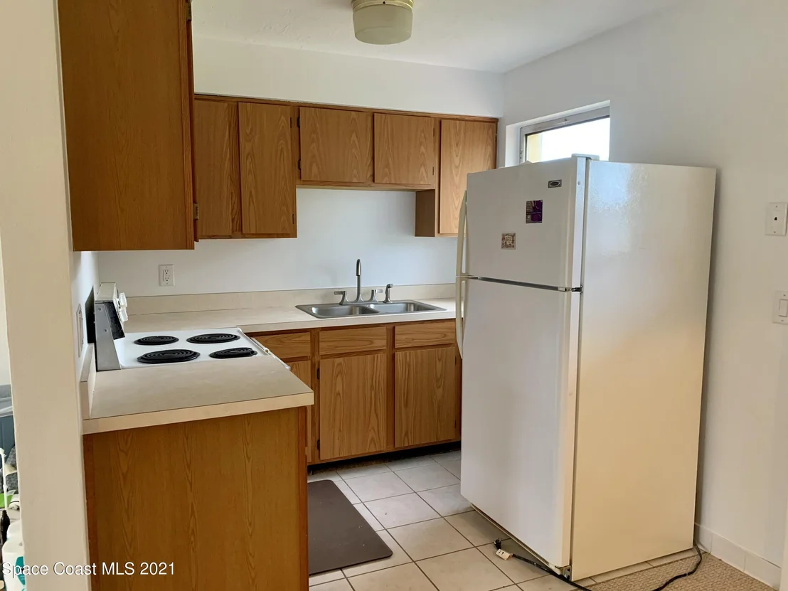 Photo of 899 Barclay Drive