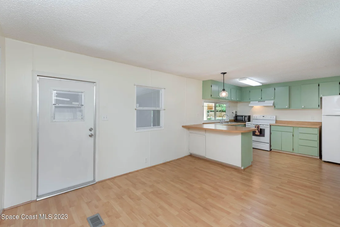 Photo of 19 Annette Drive