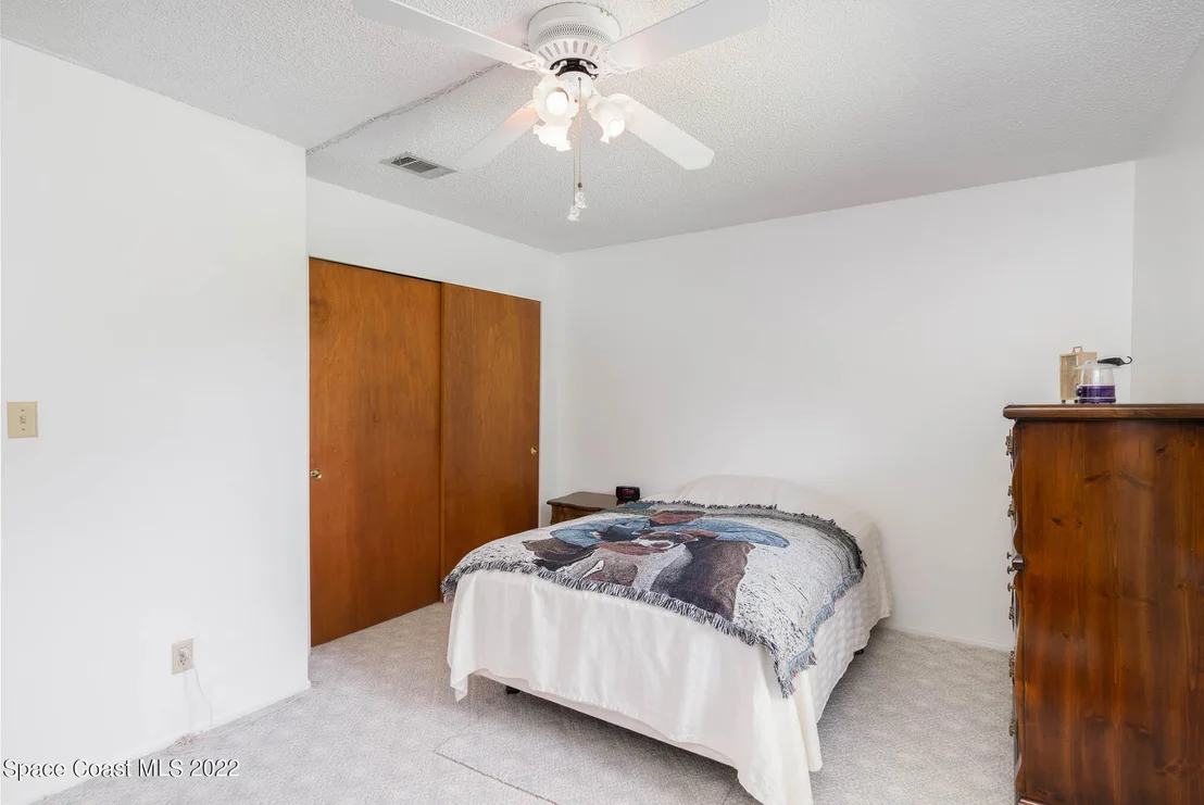 Photo of 261 E Haven Drive
