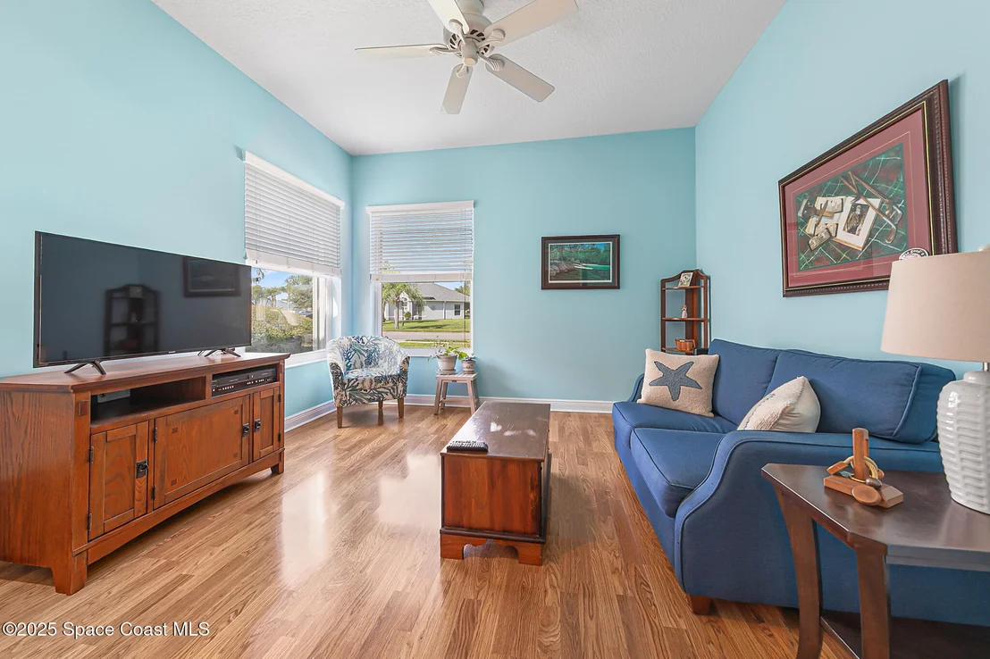 Photo of 2596 Addington Circle
