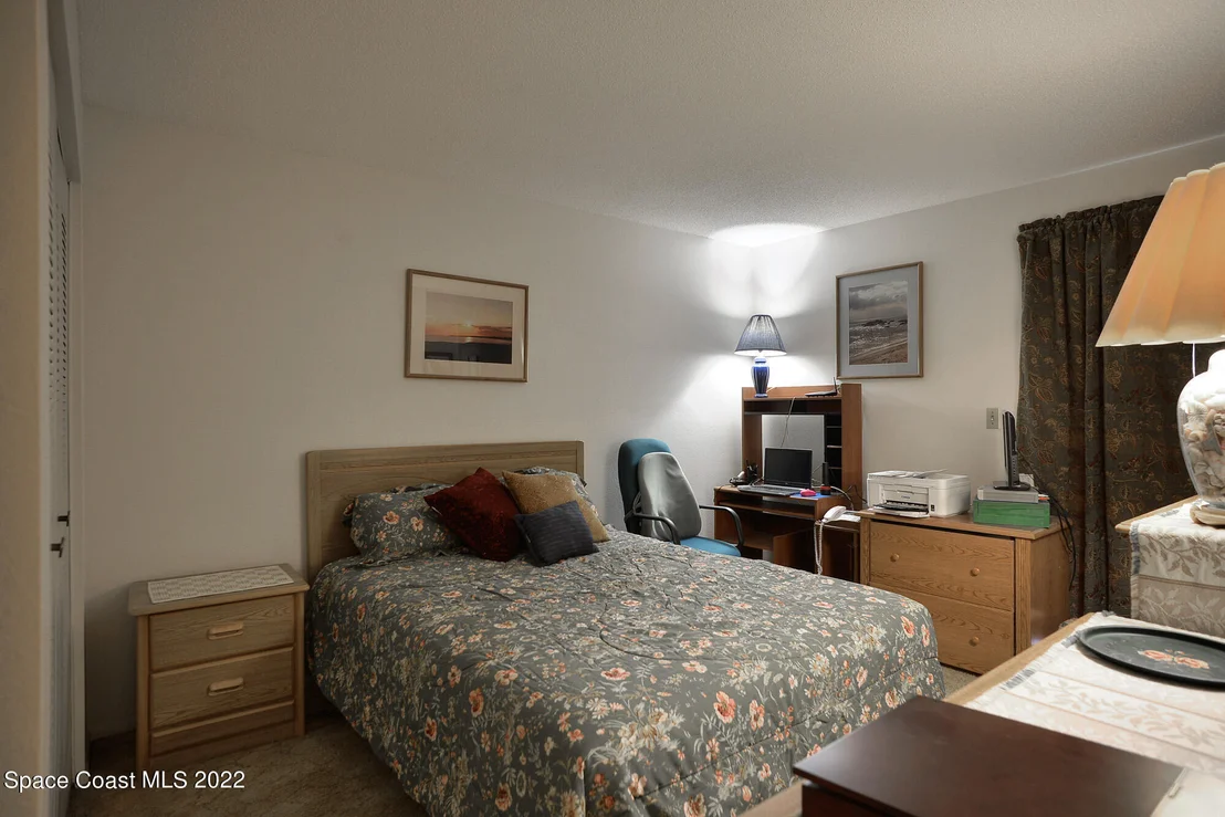 Photo of 823 Angle Street NE