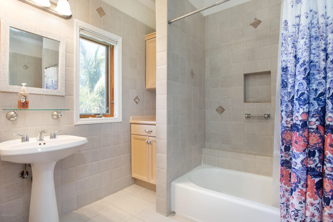 Photo of 120 Seaglass Drive