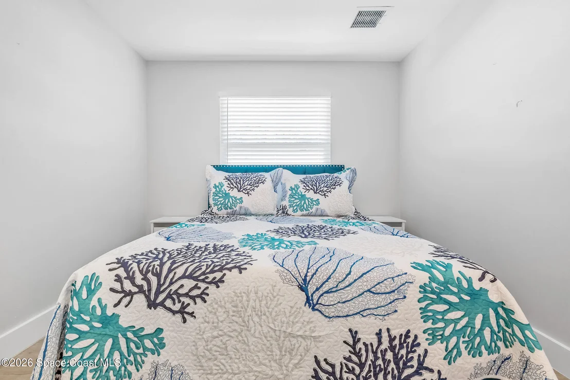 Photo of 6765 Angeles Road