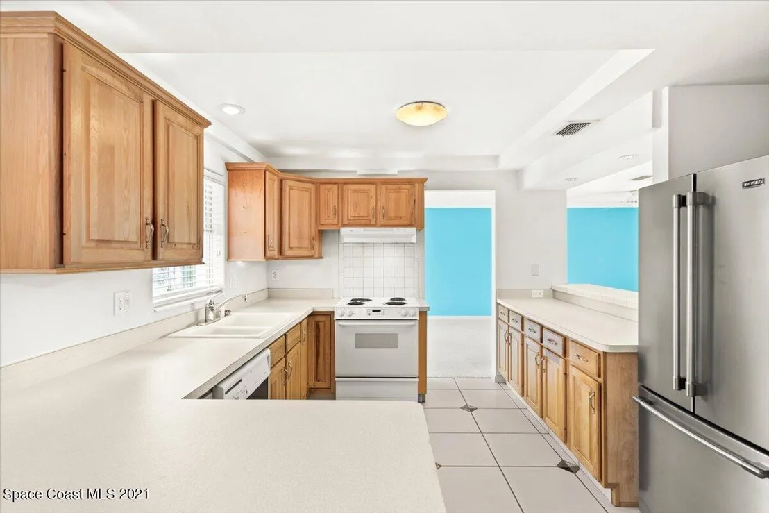 Photo of 320 Bahama Drive
