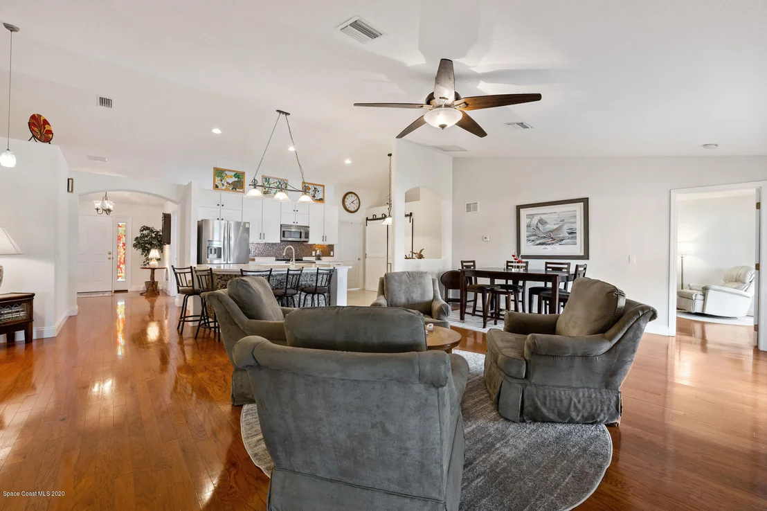 Photo of 1301 Grant Road