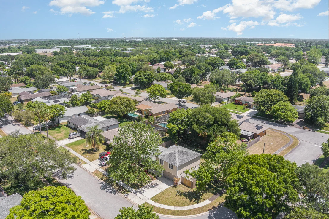 Photo of 847 Berkshire Drive