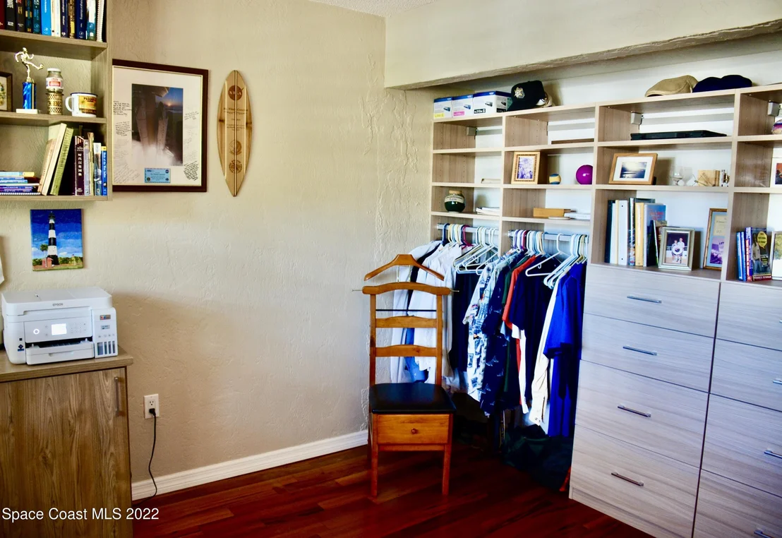 Photo of Unit 406 at 1049 Rockledge Drive