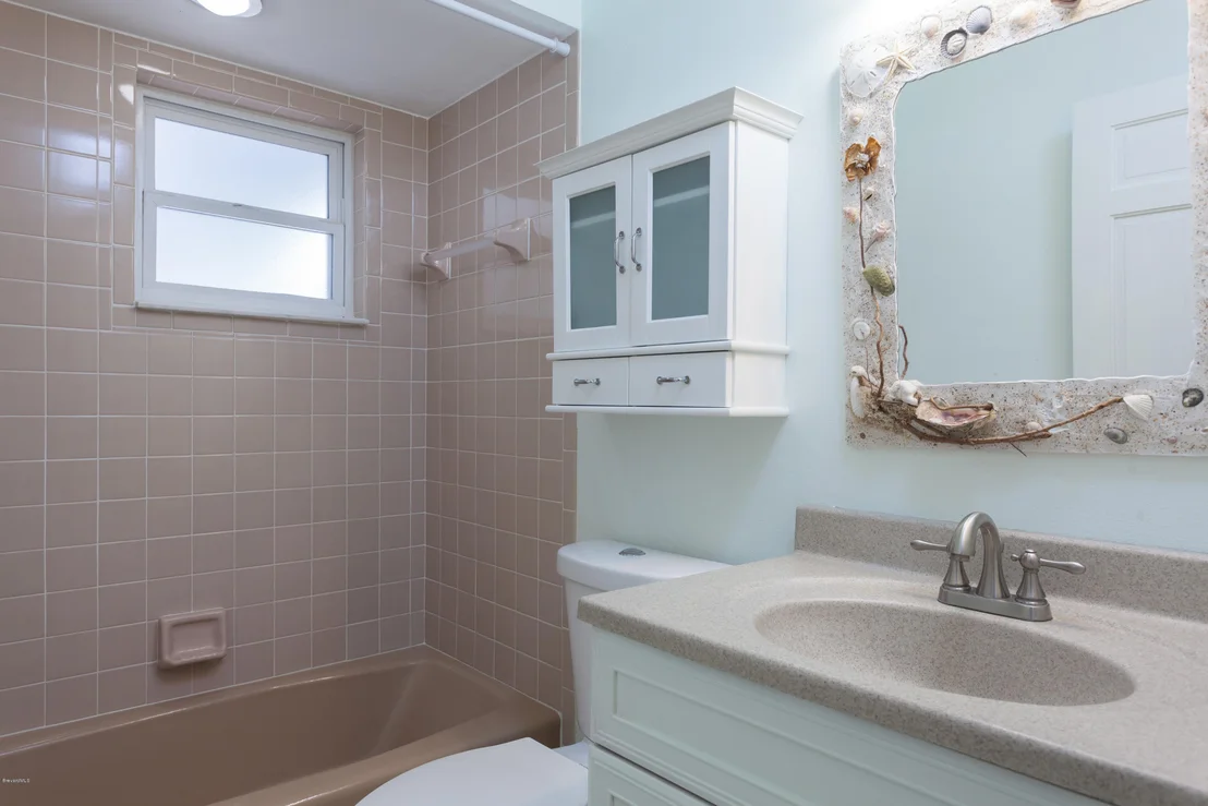 Photo of 3447 Indian River Drive N