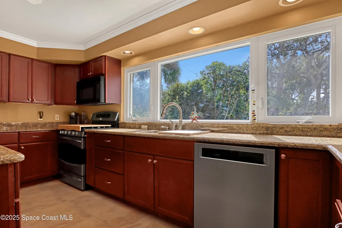 Photo of 54 W Bay Drive