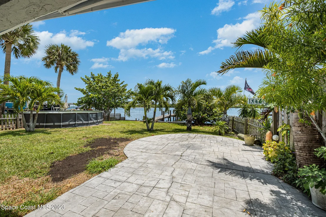 Photo of 3957 Canal Drive