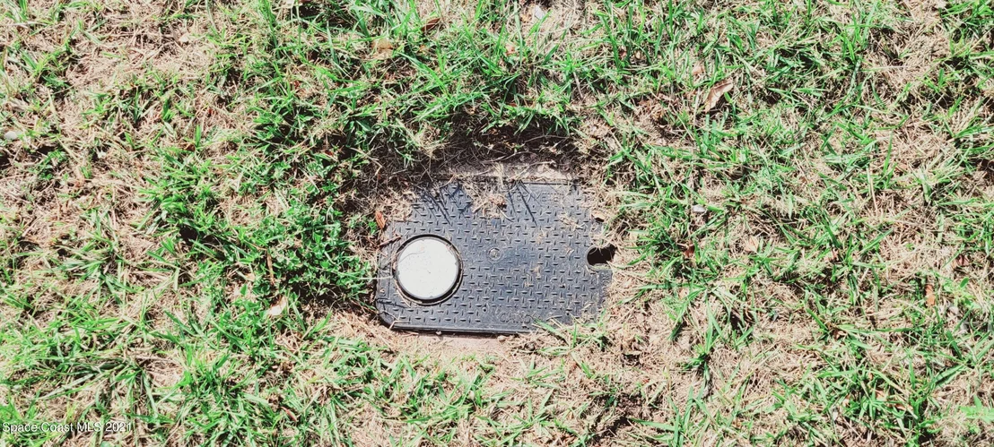 Photo of 6974 Ash Drive