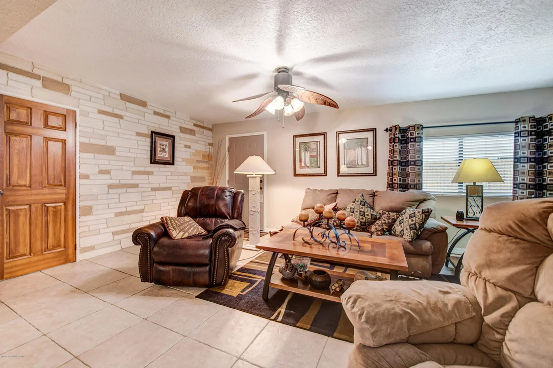 Photo of 2836 Econ Avenue