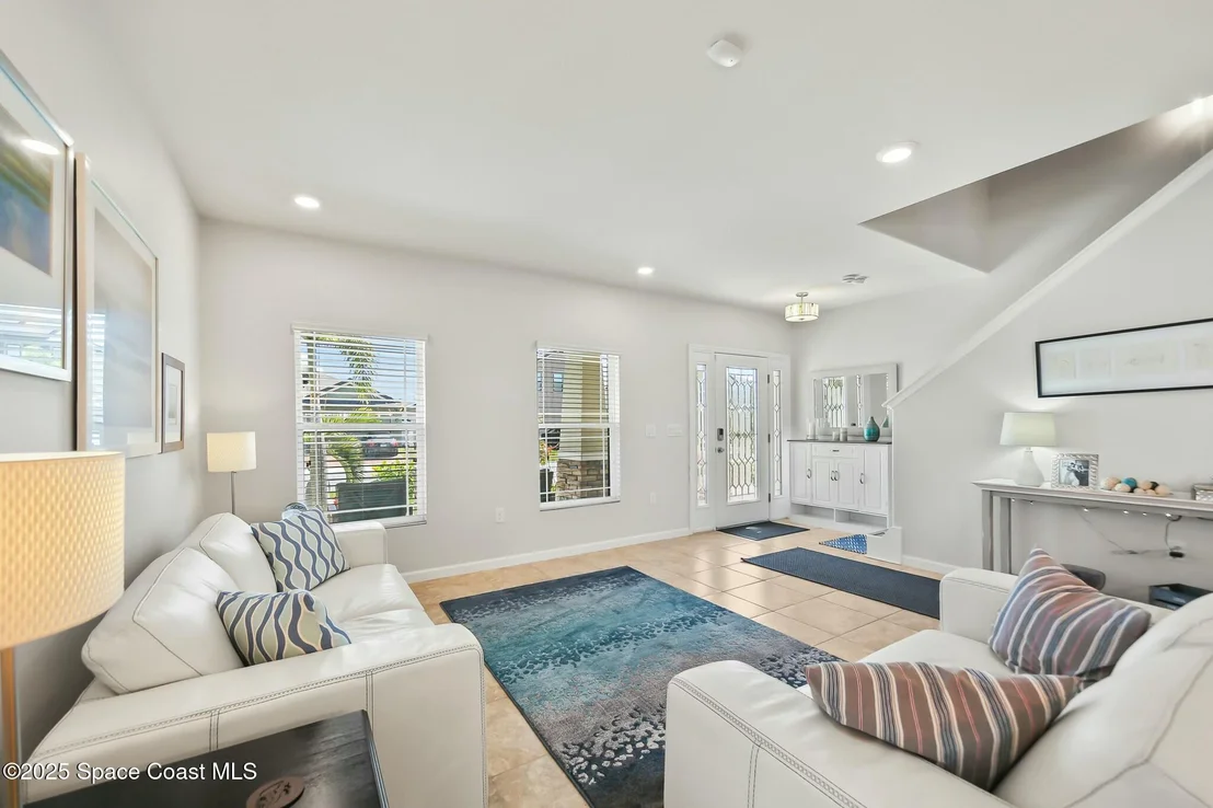 Photo of 1032 Peta Way