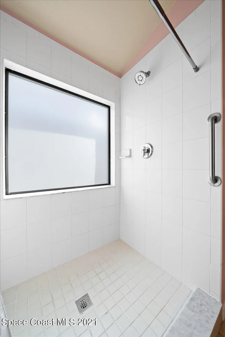 Photo of 325 Dryden Circle