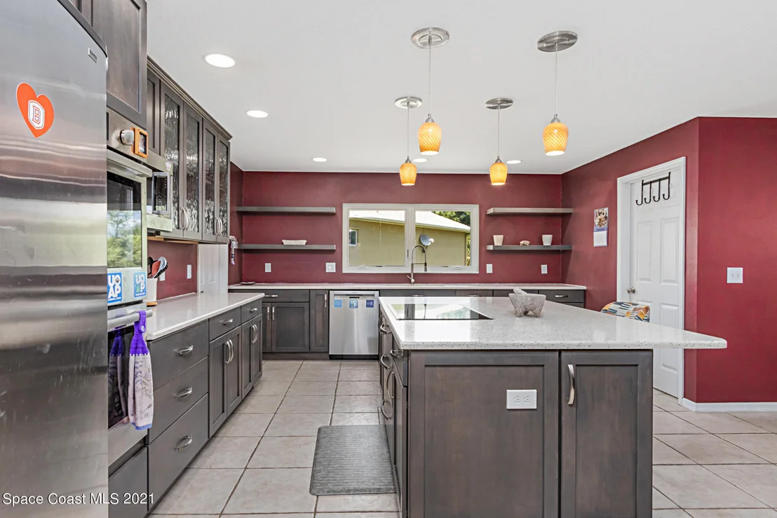 Photo of 915 Bryce Lane