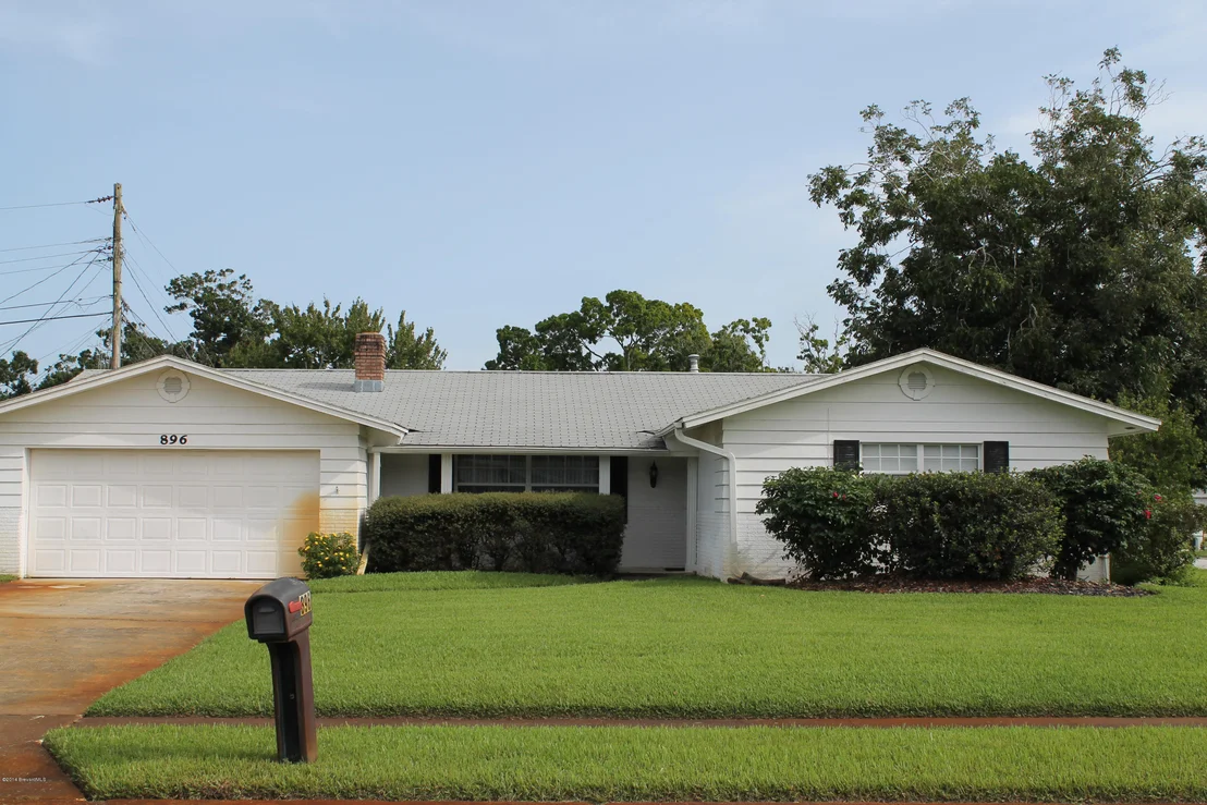 Photo of 896 Jefferson Road