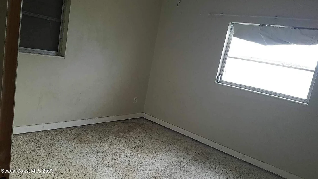 Photo of 3368 Elder Street