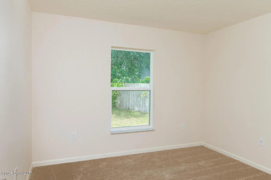 Photo of 5170 Holden Road