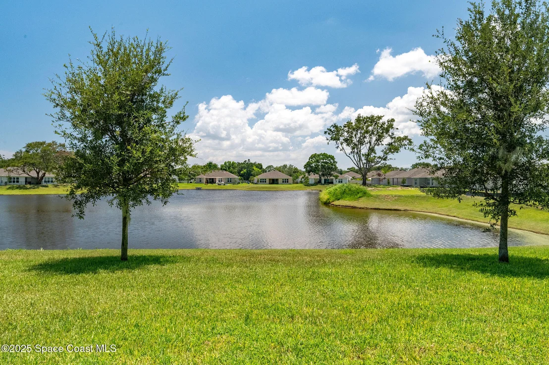 Photo of 2003 Killian Drive NE
