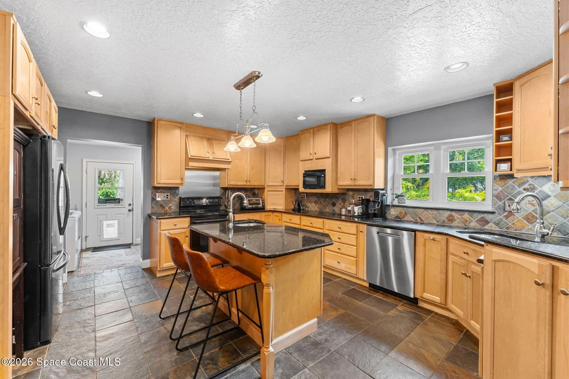 Photo of 56 Grandview Boulevard
