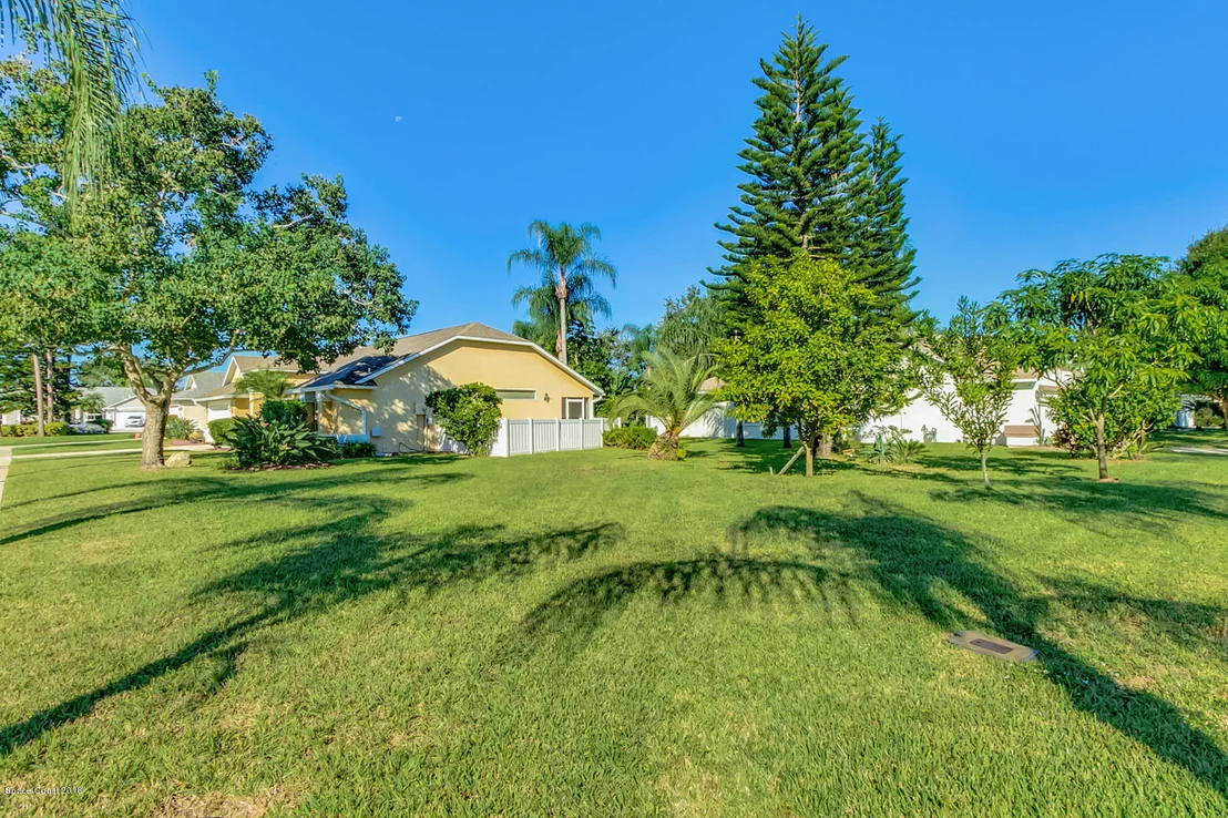 Photo of 730 Lake Drive