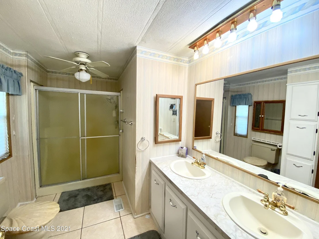 Photo of 2333 Parrish Road