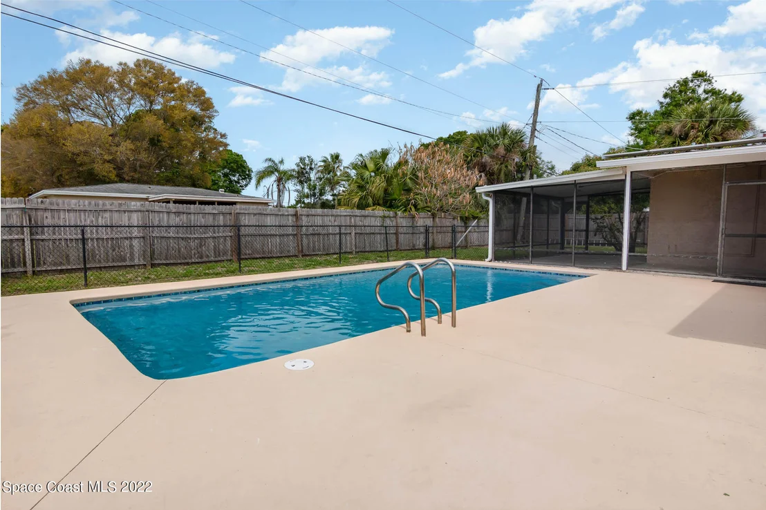 Photo of 2920 Emory Street