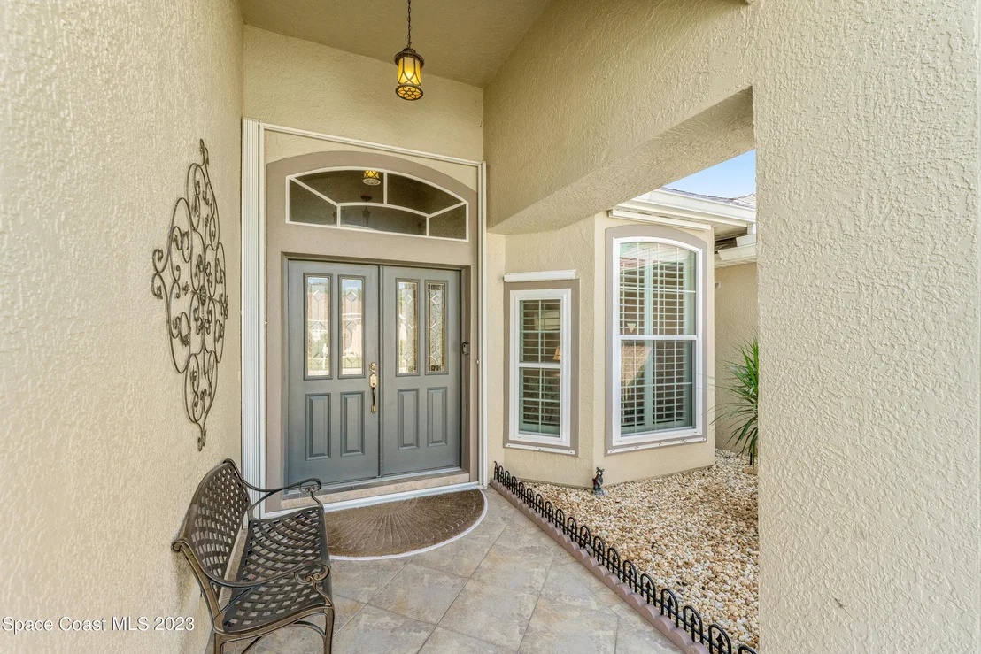 Photo of 665 Carriage Hill Road