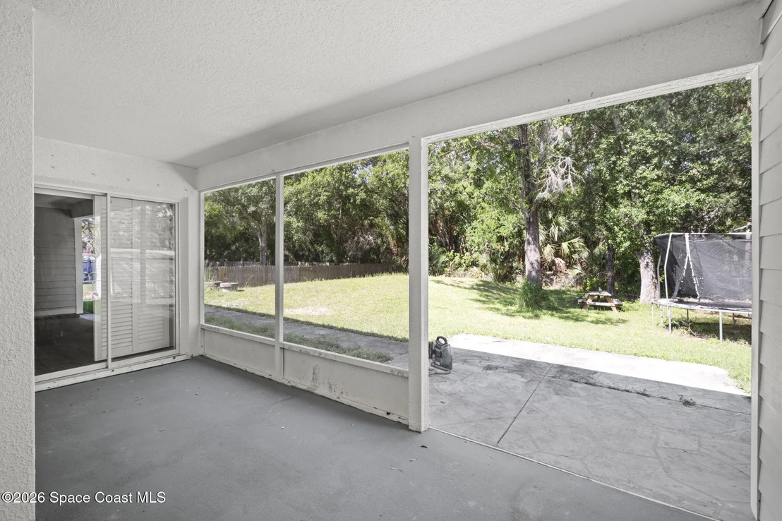 Photo of 425 La Veta Drive