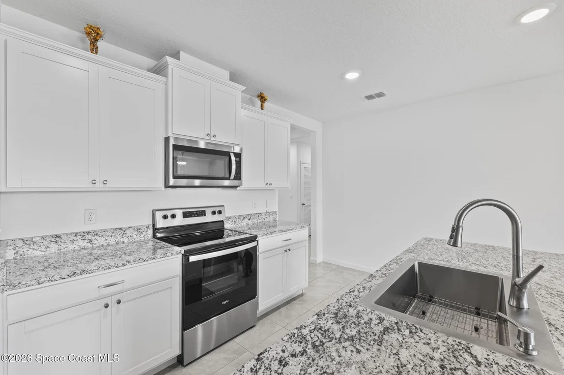 Photo of 7284 Topaz Drive