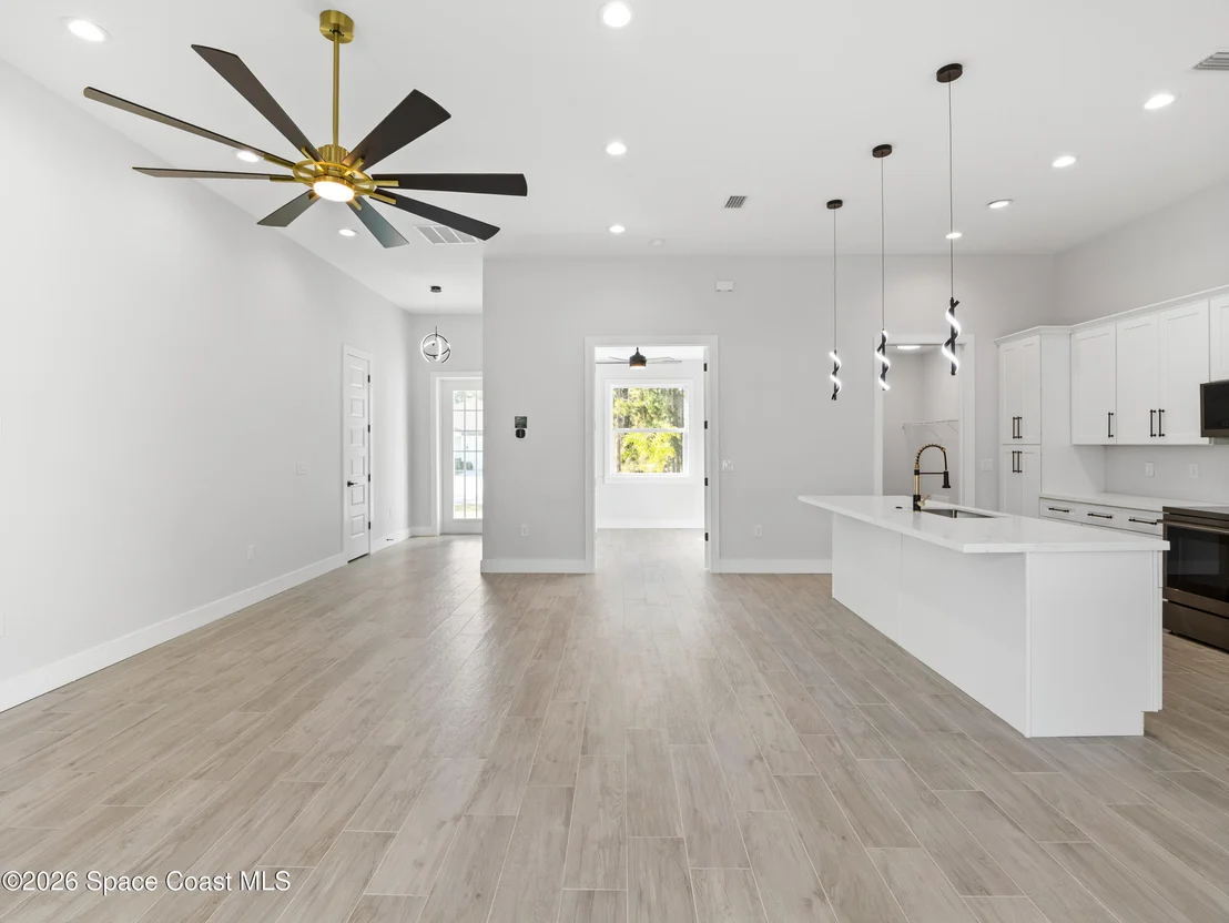 Photo of 2725 Fields Avenue SE