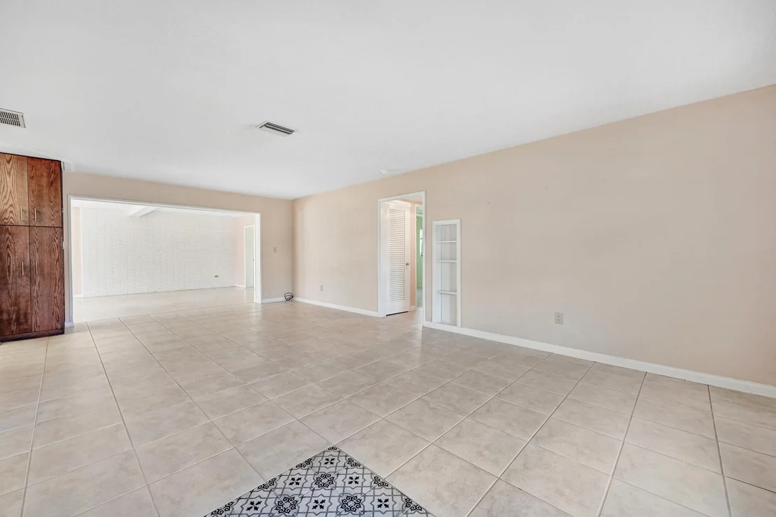 Photo of 2312 Saint Andrews Circle