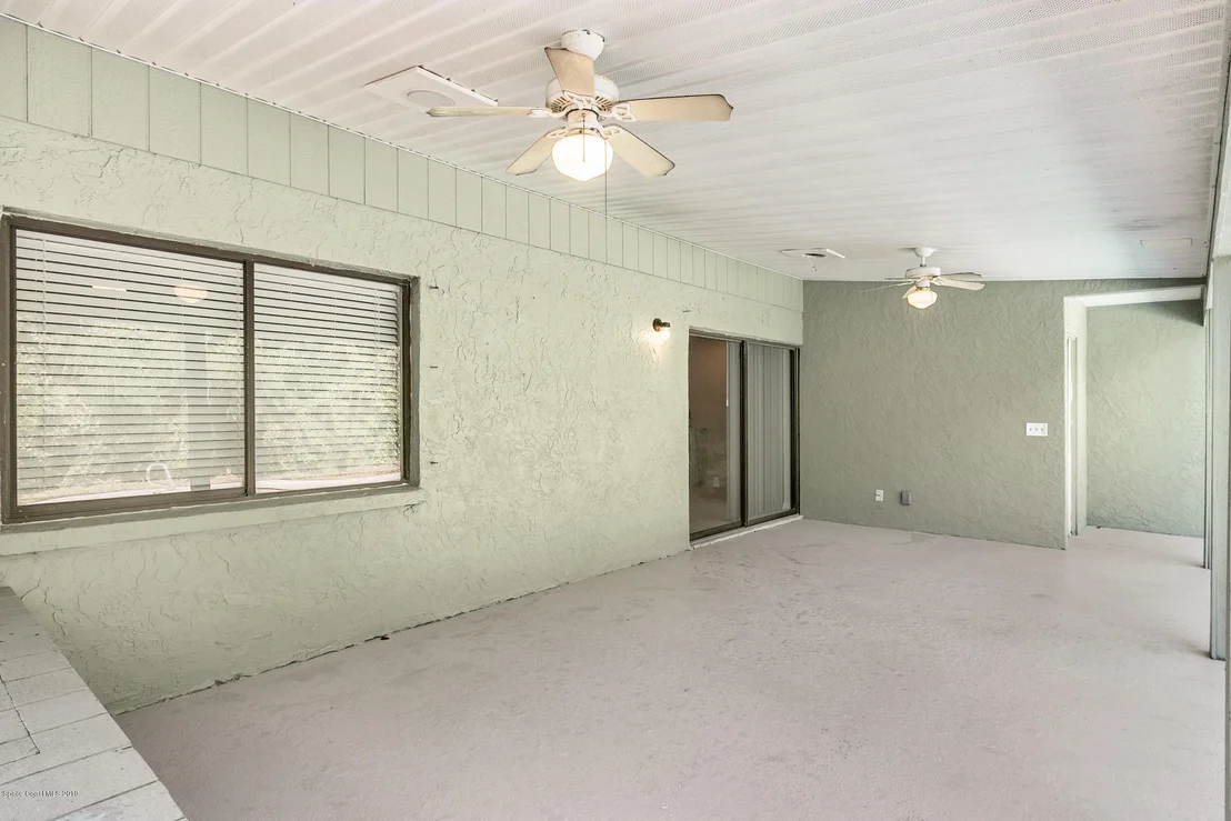 Photo of 3199 Calgary Street