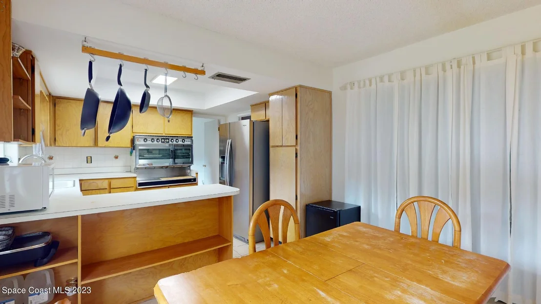 Photo of 383 Chester Drive