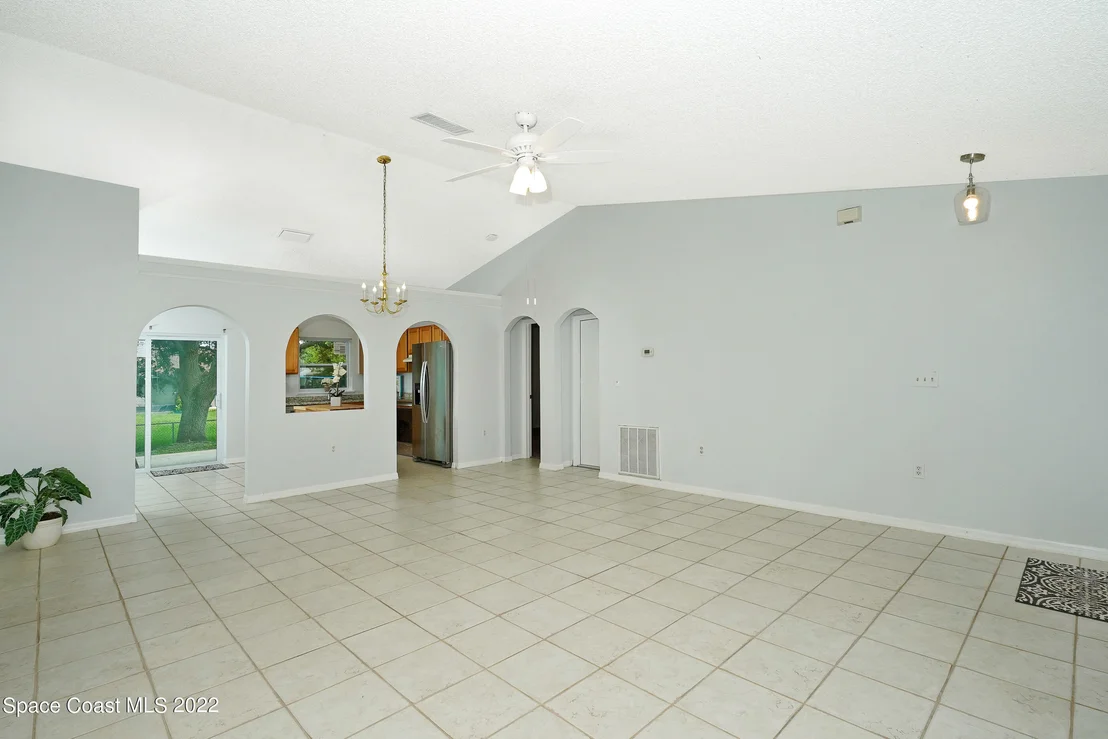 Photo of 6245 Chapman Street
