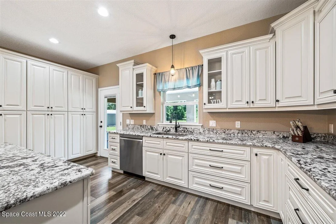 Photo of 3480 Pawnee Street