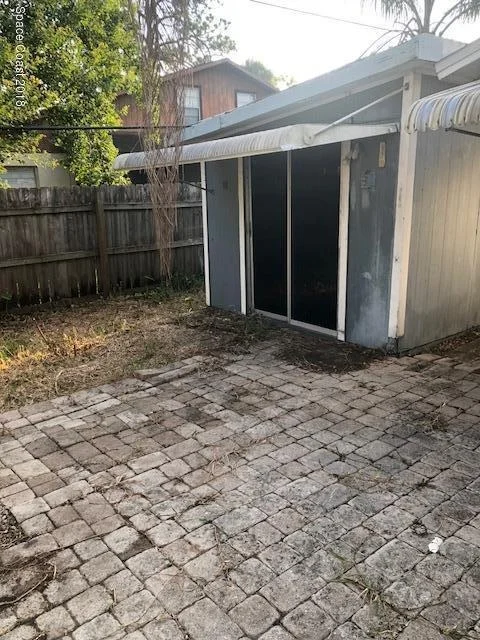 Photo of 2468 Delys Street