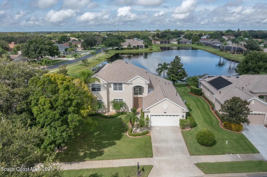 Photo of 5876 Arlington Circle