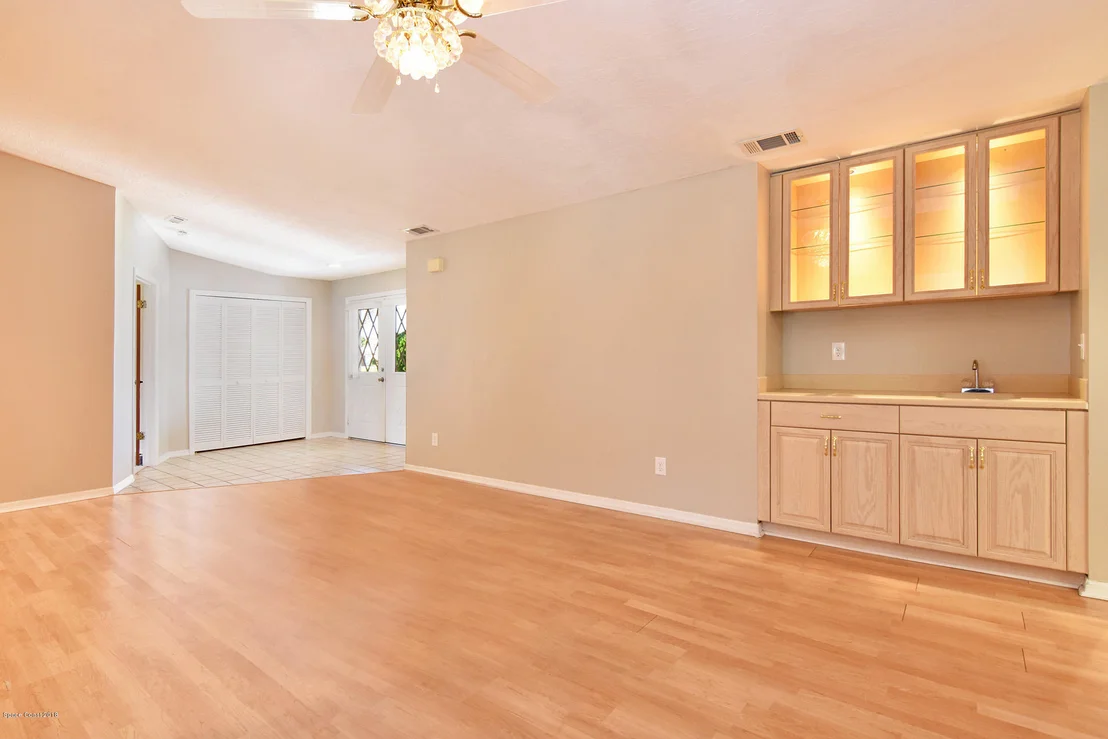 Photo of 1357 Bonaventure Drive