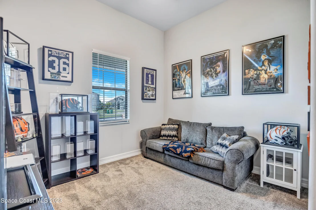 Photo of 7338 Bluemink Lane