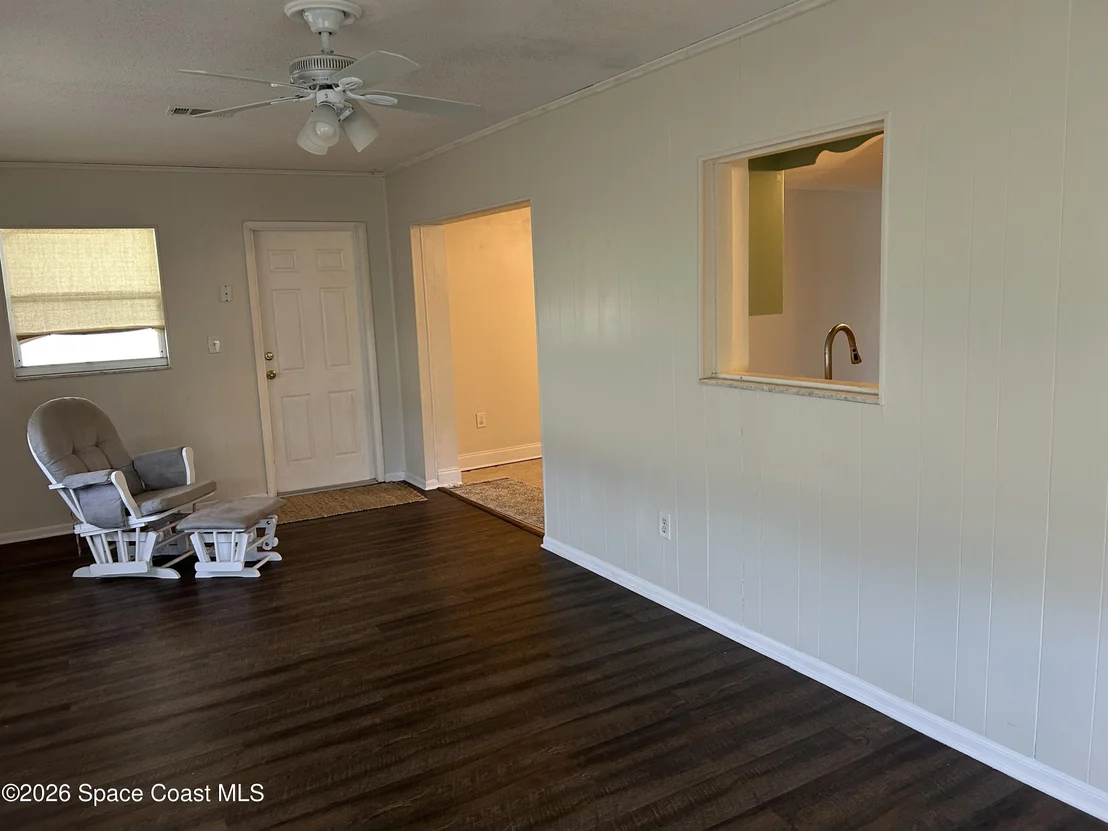 Photo of 858 Bianca Drive NE