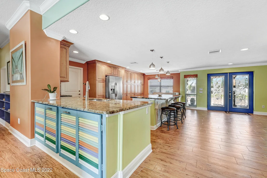 Photo of 414 Thrush Drive