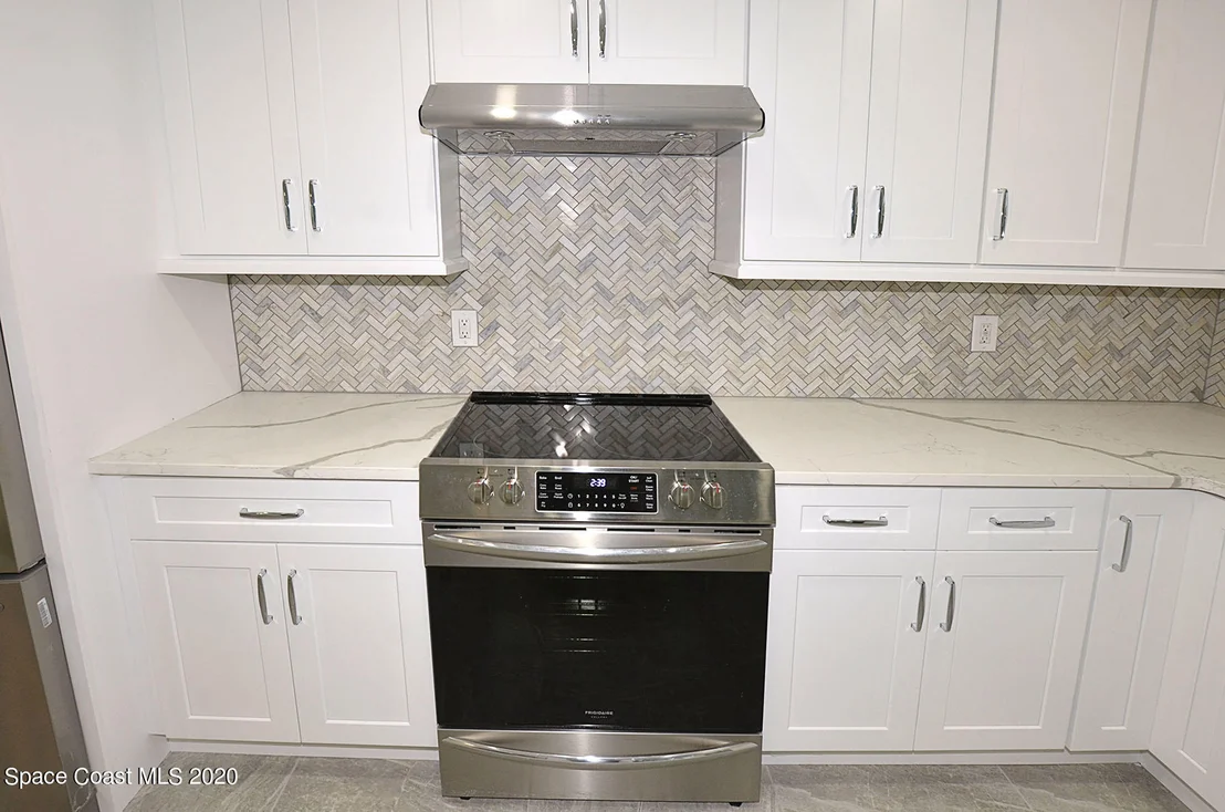 Photo of 876 Norfolk Pine Lane