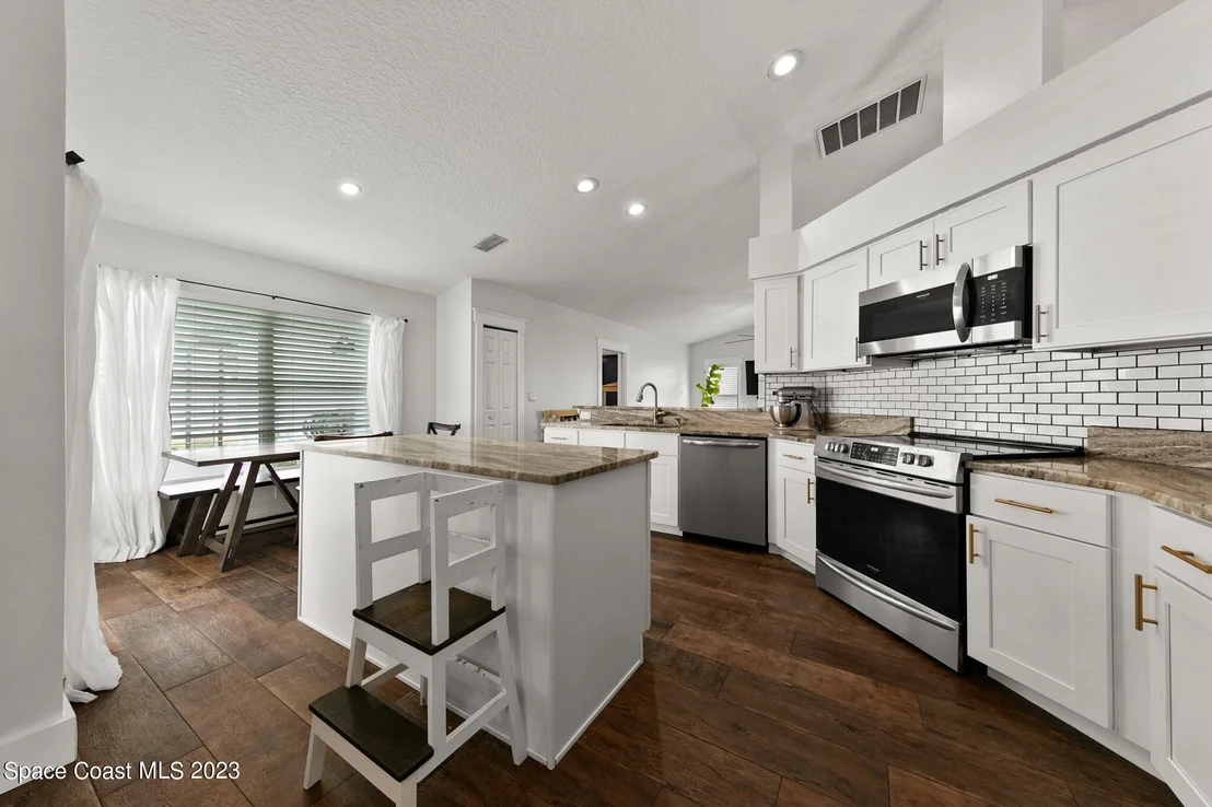 Photo of 4965 Pigeon Plum Circle
