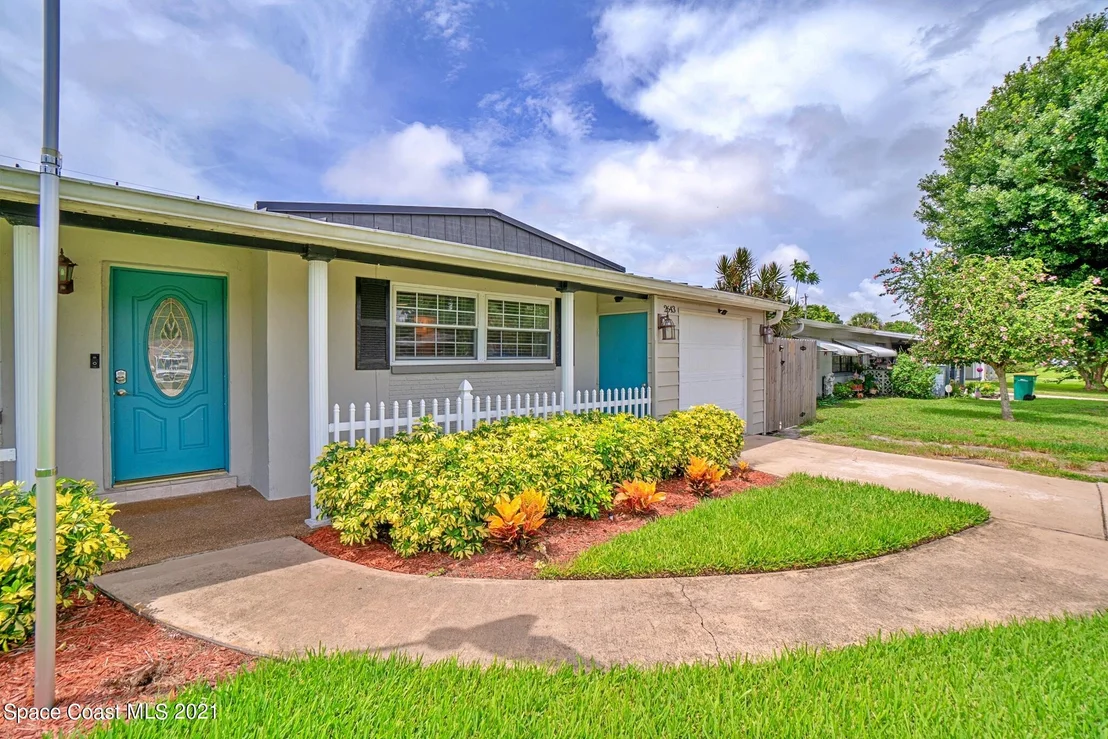 Photo of 2643 Lorna Drive