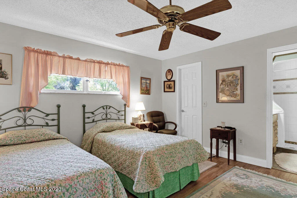 Photo of 9835 Fleming Grant Road