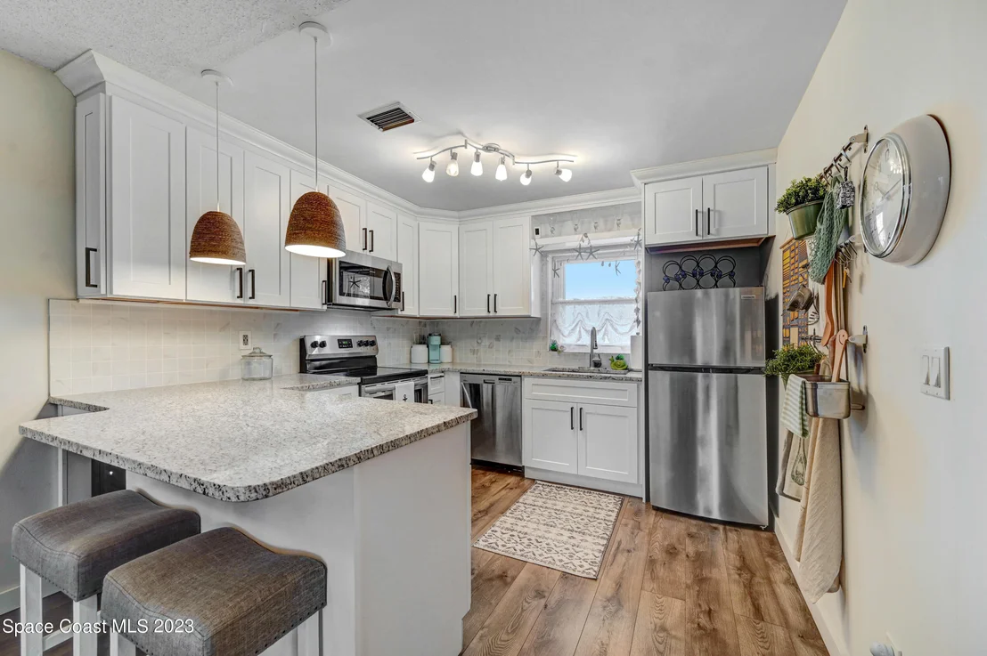 Photo of Unit 4B at 2500 Eagle Drive